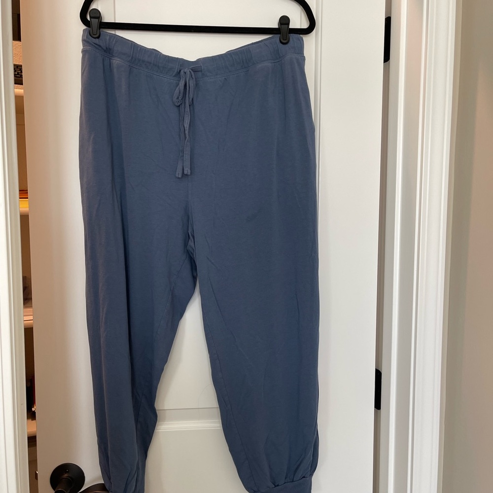 QVC, anybody joggers